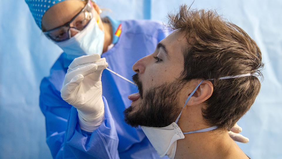 Uzak durun! Covid-19 riskini yüzde 14 artırıyor