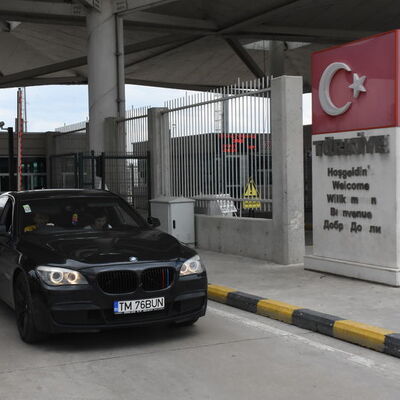 Yabancı plakalı araçlar için süre uzadı