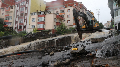 Trabzon'da sağanak esareti!