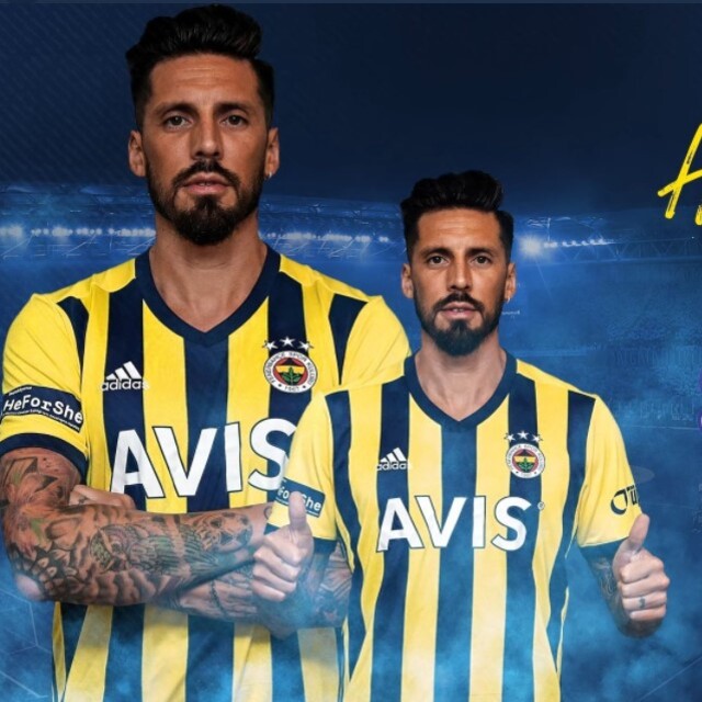 Fenerbahçe transferi resmen açıkladı