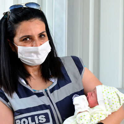 Doğum yaptıran polis memuru konuştu: "O an şoka girdim!"