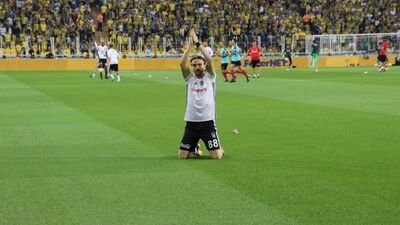 İşte o hareketin nedeni! Caner açıkladı!