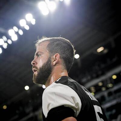 Barça'da Pjanic şoku! Kovid-19 oldu