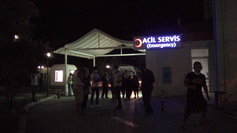 Teras katta feci yangın!