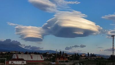 Gökyüzünde ilginç görüntü
