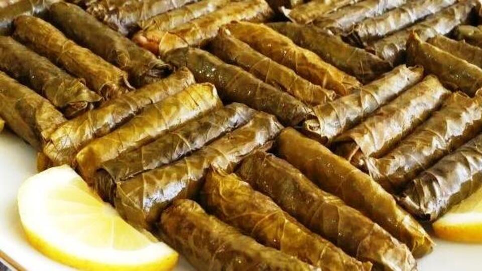 Nefis zeytinyağlı yaprak sarma için püf noktalar