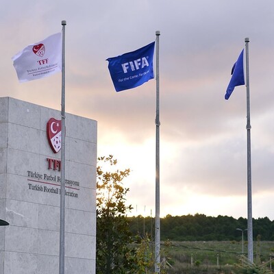 Süper Lig seyircili oynanacak!