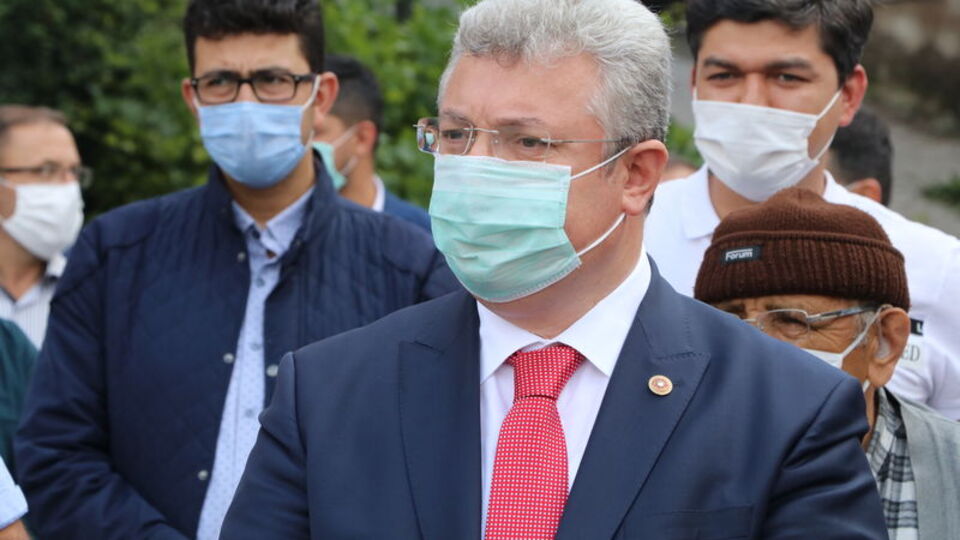 AK Partili Akbaşoğlu koronayı yendi