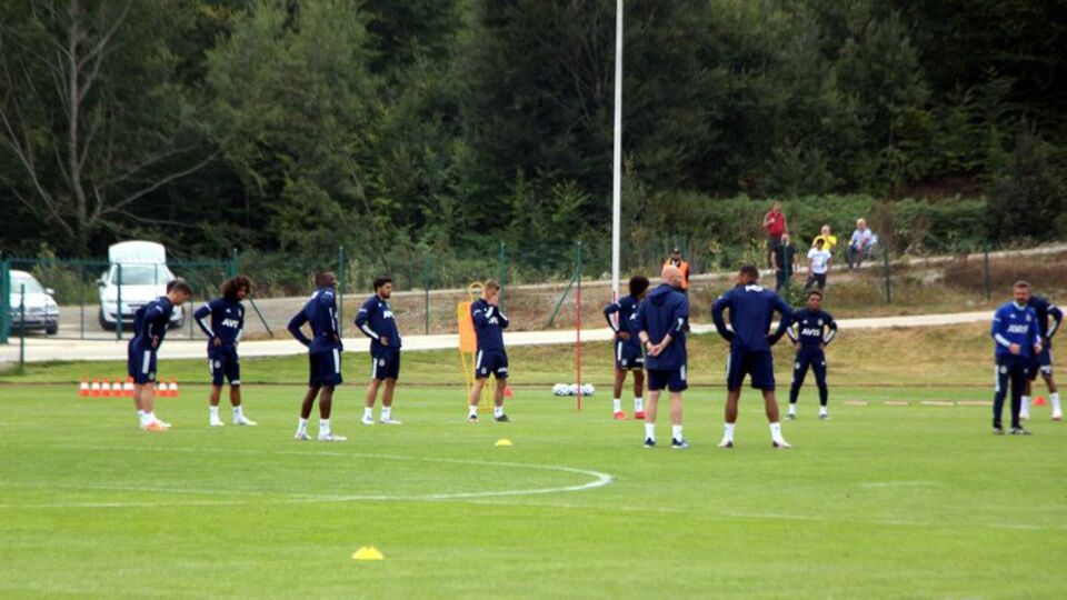 Fenerbahçe çift kale maç yaptı