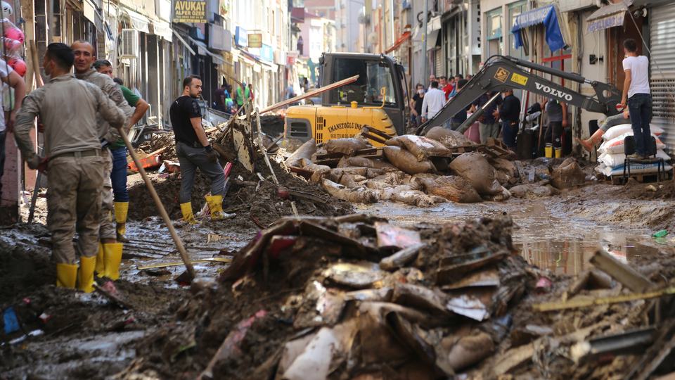 BDDK'dan sel mağdurlarına destek