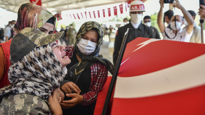 Libya şehidine gözyaşlarıyla veda