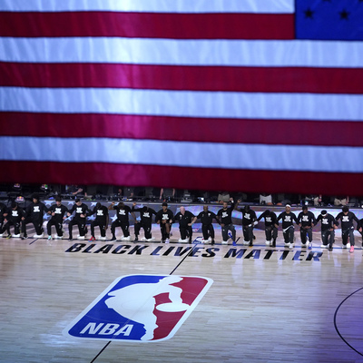 NBA'de tarihi gece! Maçlar ertelendi