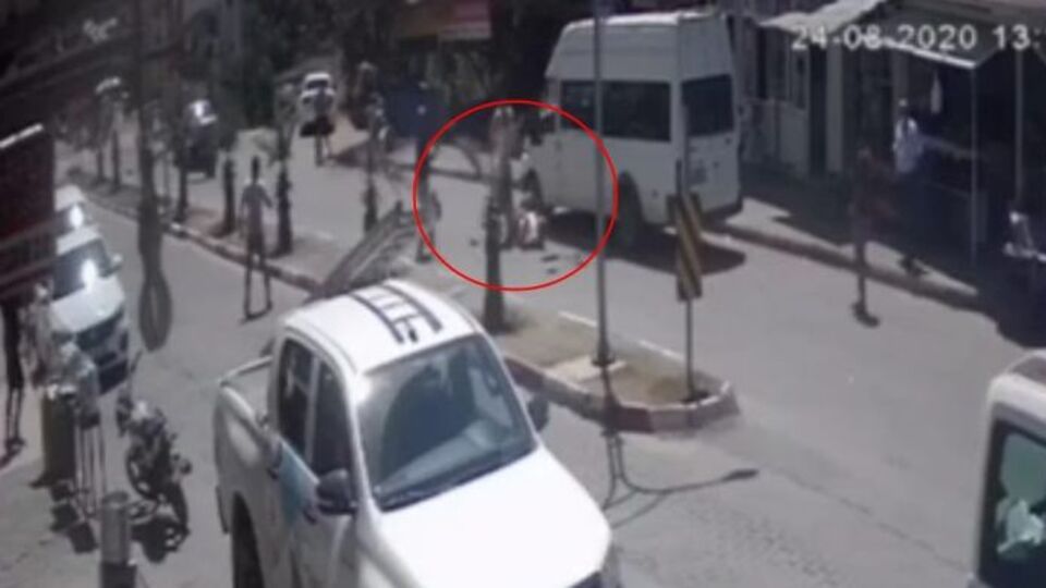 Evde bıçaklamaya başladı! Babasını sokakta öldürdü!