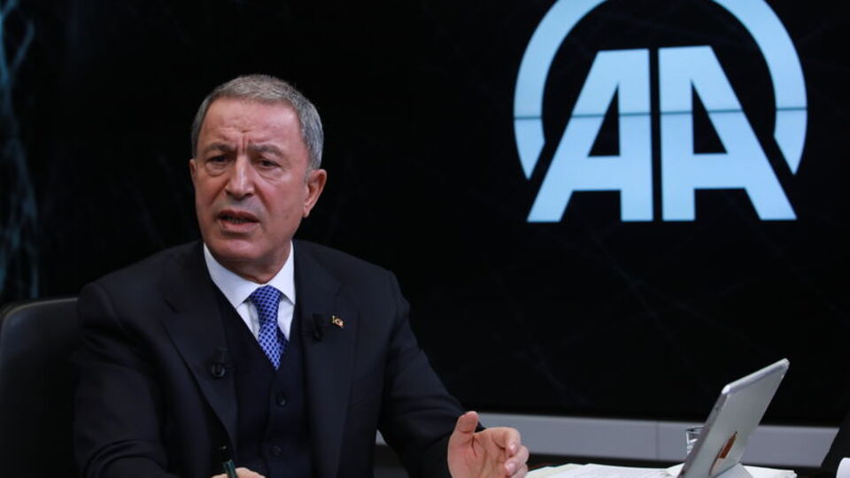 Bakan Akar'dan Yunanistan'a çağrı!