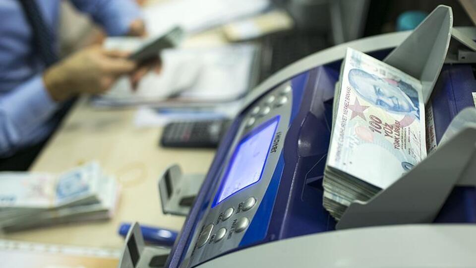 Bankacılık sektörünün kredi hacmi azaldı