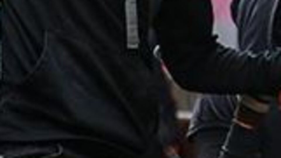 Siyahi cinayet zanlısının intiharı ABD'yi karıştırdı