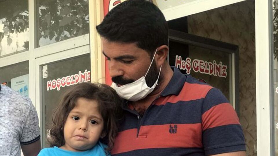 2'nci kattan onun üzerine düştü!