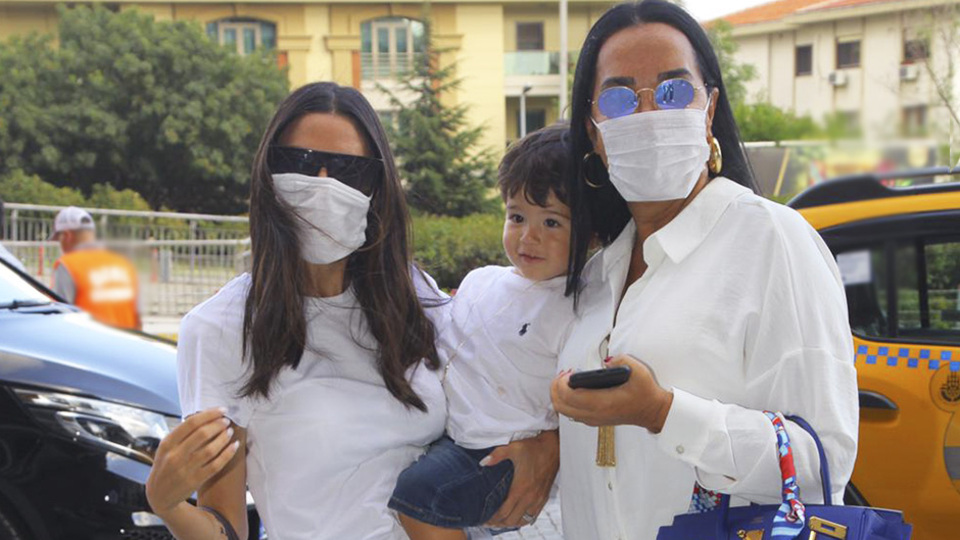 Annesiyle alışverişte