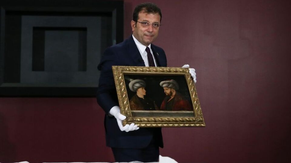İmamoğlu Fatih'in portresini tanıttı