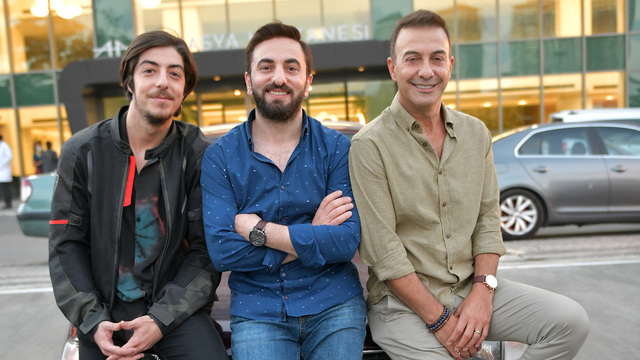 Çifte enişte coşkusu