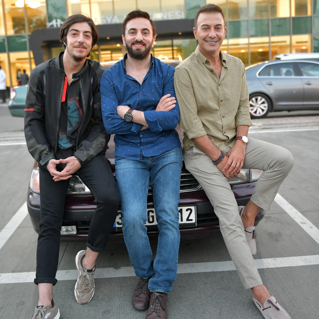 Çifte enişte coşkusu
