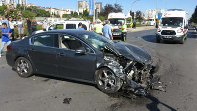 Pendik sahil yolunda feci kaza!