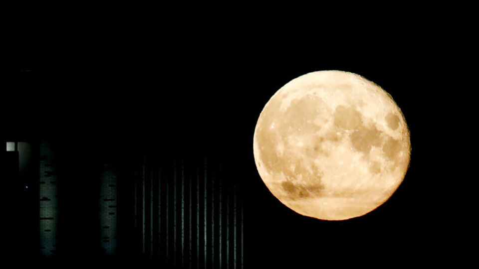 Ünlü astrolog Hande Kazanova anlattı!