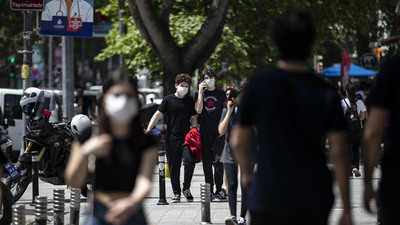 Bilim Kurulu Üyesi: Salgın istenen düzeyde kontrol altında değil