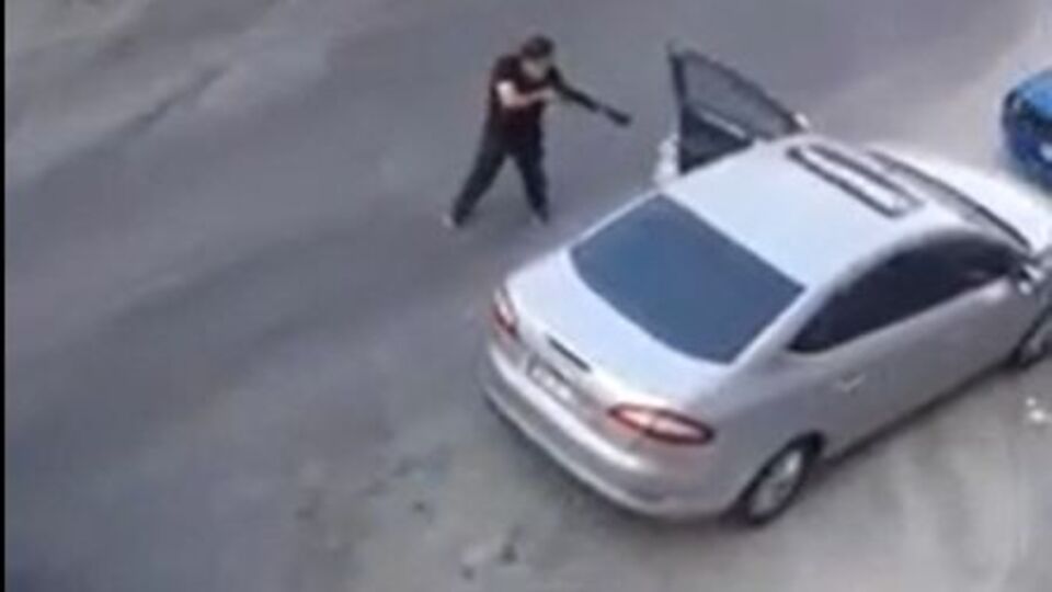 "Eşime baktın" dedi! Sonrası dehşet!