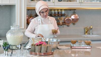 Cumhurbaşkanı Erdoğan'ın eşi Emine Erdoğan: "Aşurenin tadı hoşgörüdür!"