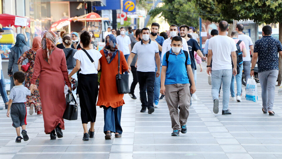 "Grip ve zatürre aşıları Covid-19'dan korumaz" uyarısı