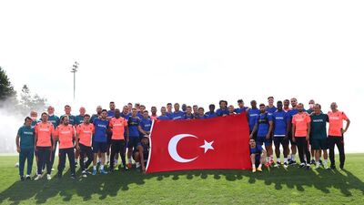 Trabzonspor'dan 30 Ağustos pozu