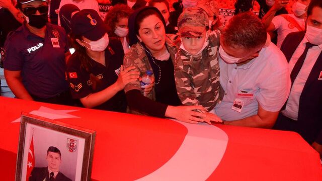 Şehit annesi yürekleri dağladı!