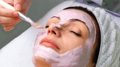 Onarıcı cilt maskeleri ve tarifleri