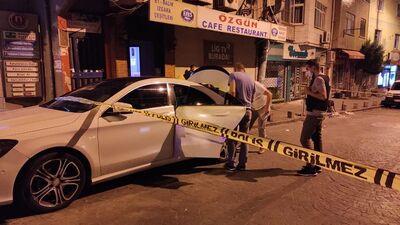 Restoranda oturan grup arasında silahlı kavga