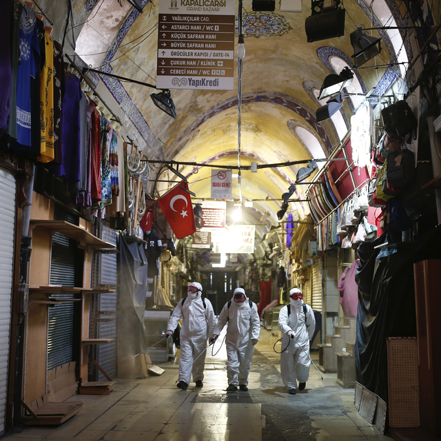 Çin dışında herkes daraldı