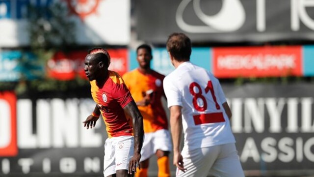Galatasaray, Ümraniyespor'u 2-0'la geçti