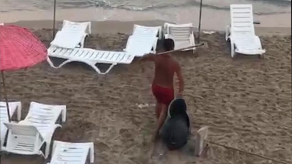 Plaj magandası gözaltına alındı