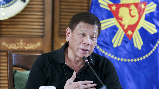 Duterte: Uyuşturucu kaçakçılarını öldürün