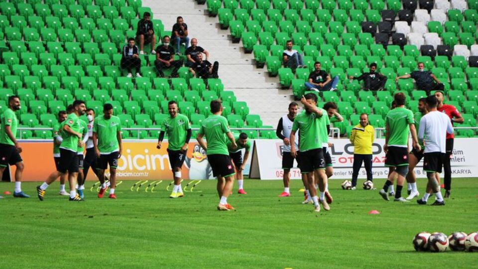 Sakaryaspor'da 2 Kovid-19!
