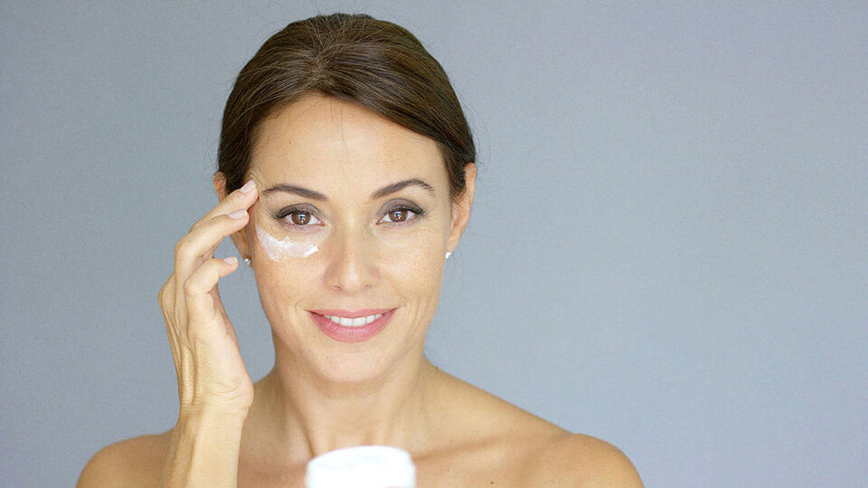 Kırışıklık giderici kremler