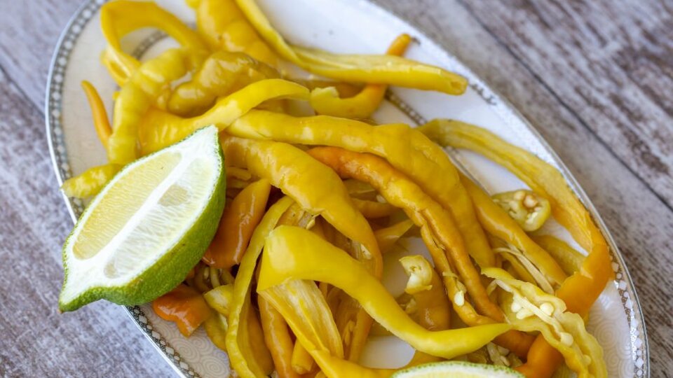 Biber turşusunun hazırlanışı ve pratik tarifi