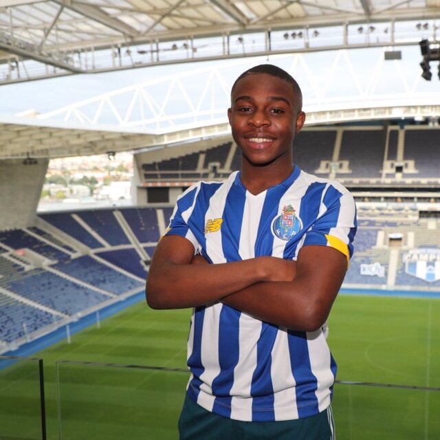 Porto'dan 16'lık transfer