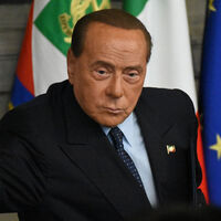 Berlusconi koronaya yakalandı