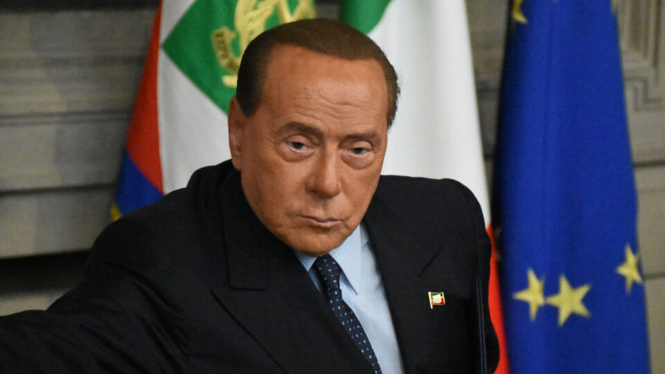 Berlusconi koronaya yakalandı