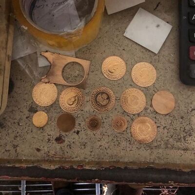 Kuyumcu atölyesinde sahte altın ürettiler!