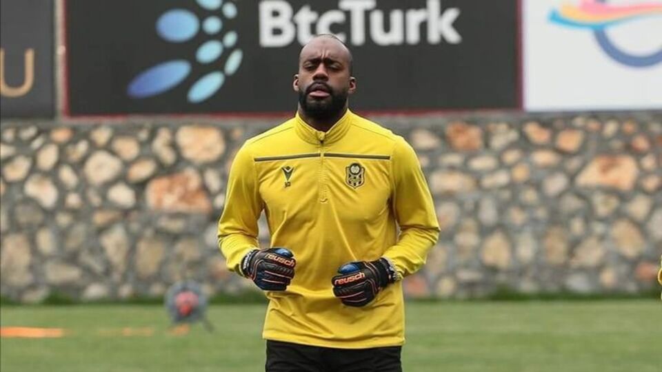 Farnolle'ün yeni adresi Erzurumspor