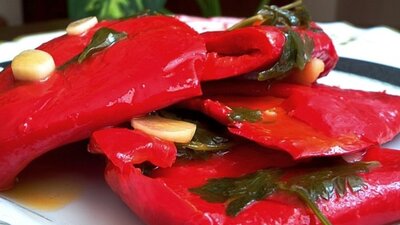 Kırmızı biber turşusu için püf noktası