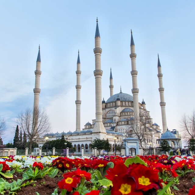 4 Eylül İzmir Cuma namazı saat kaçta?