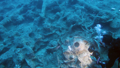 Kum örtüsü aralanınca Osmanlı savaş gemisi ortaya çıktı!